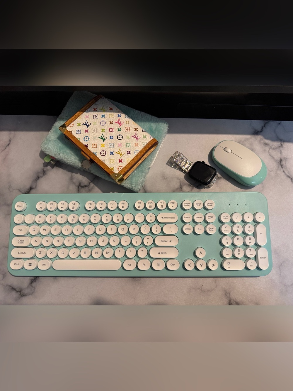 NWT Wireless Mint Green Keyboard and Mouse Set - Compact Home Office Essentials